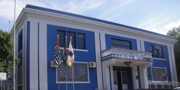 Vereadores votam reajuste salarial do servidor público municipal