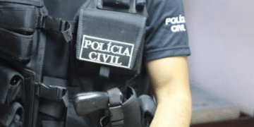 Polícia Civil de Tupã cumpre mandados de busca em três residências e tira drogas e mais um traficante de circulação