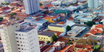 Prefeitura abre processo seletivo para professor de inglês e profissional de apoio escolar