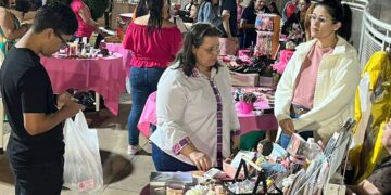 Mulheres empreendedoras colocam seus produtos à venda nesta terça-feira (19) em evento do Rotary