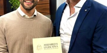 Vereador Elique Sandalus protocola indicação para implantação do uso de cannabis medicinal no município