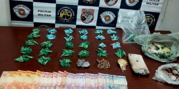Traficante tenta queimar provas dentro de boca de fumo para escapar do flagrante da Força Tática em Tupã