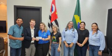 Prefeito Fernando Itapuã reforça compromisso com o desenvolvimento de Quintana em reunião com entidades do terceiro setor