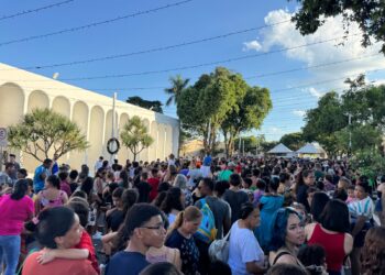 NATAL DE LUZ 2025: Festa das Crianças reúne milhares de pessoas na Praça da Bandeira